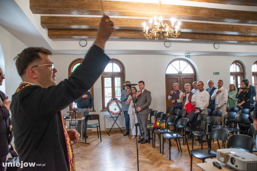 Remont zabytkowego dworku zakończony.
