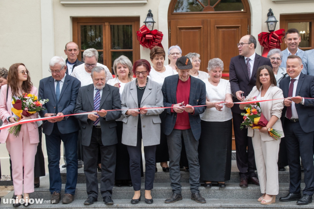 Remont zabytkowego dworku zakończony.