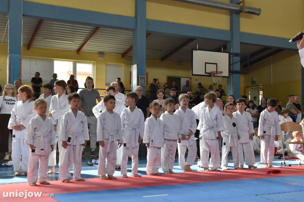Turniej Małego Karateki zorganizowano po raz 11 w Uniejowie