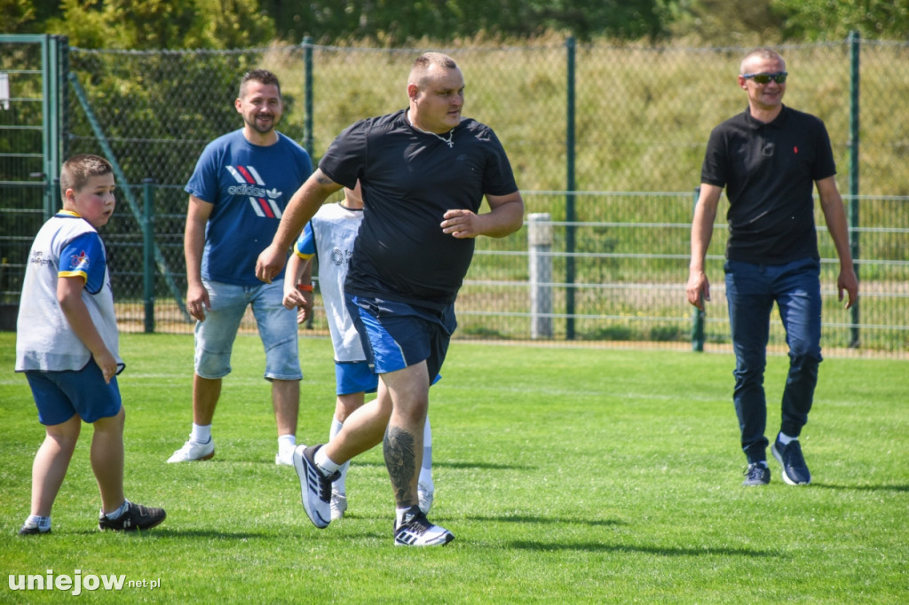 Piłkarski Dzień Dziecka z Uniejowską Akademią Futbolu.