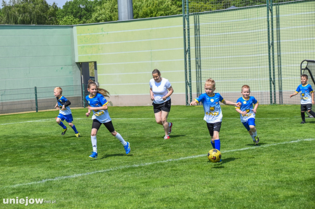 Piłkarski Dzień Dziecka z Uniejowską Akademią Futbolu.
