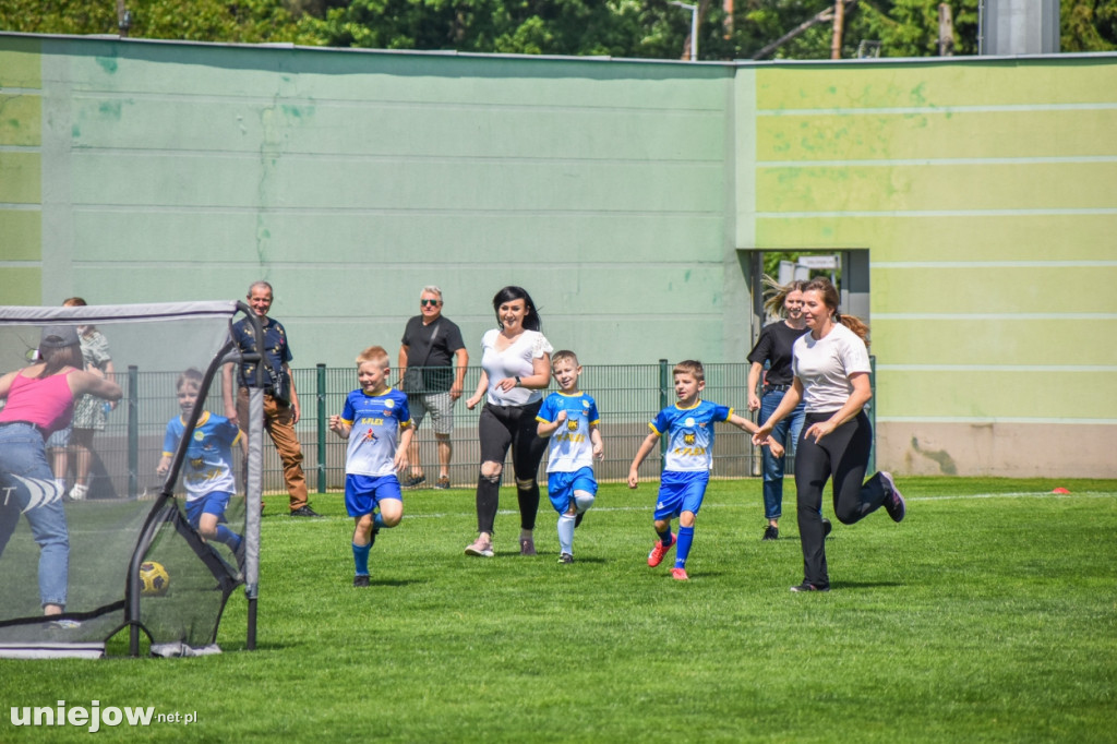 Piłkarski Dzień Dziecka z Uniejowską Akademią Futbolu.