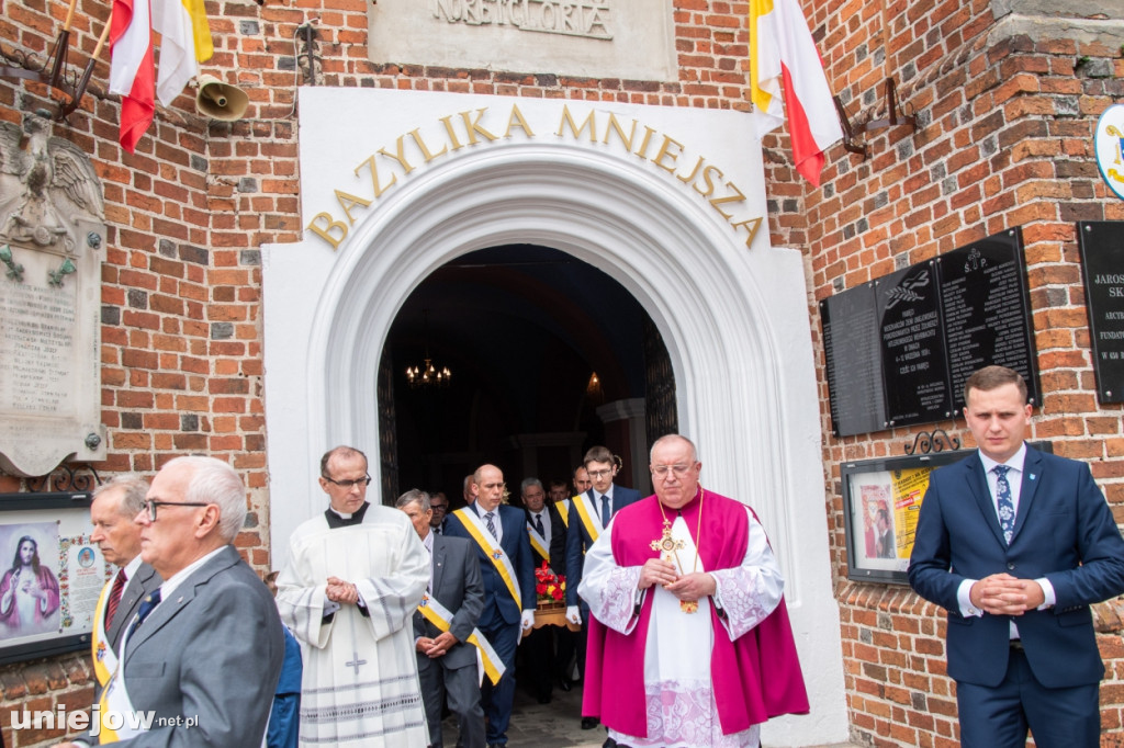 Uniejów ma bazylikę. W odpust odbyły się wyjątkowe uroczystości