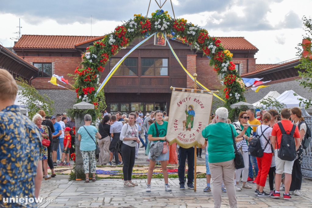 Boże Ciało 2025 przyciągnęło tysiące pielgrzymów i turystów