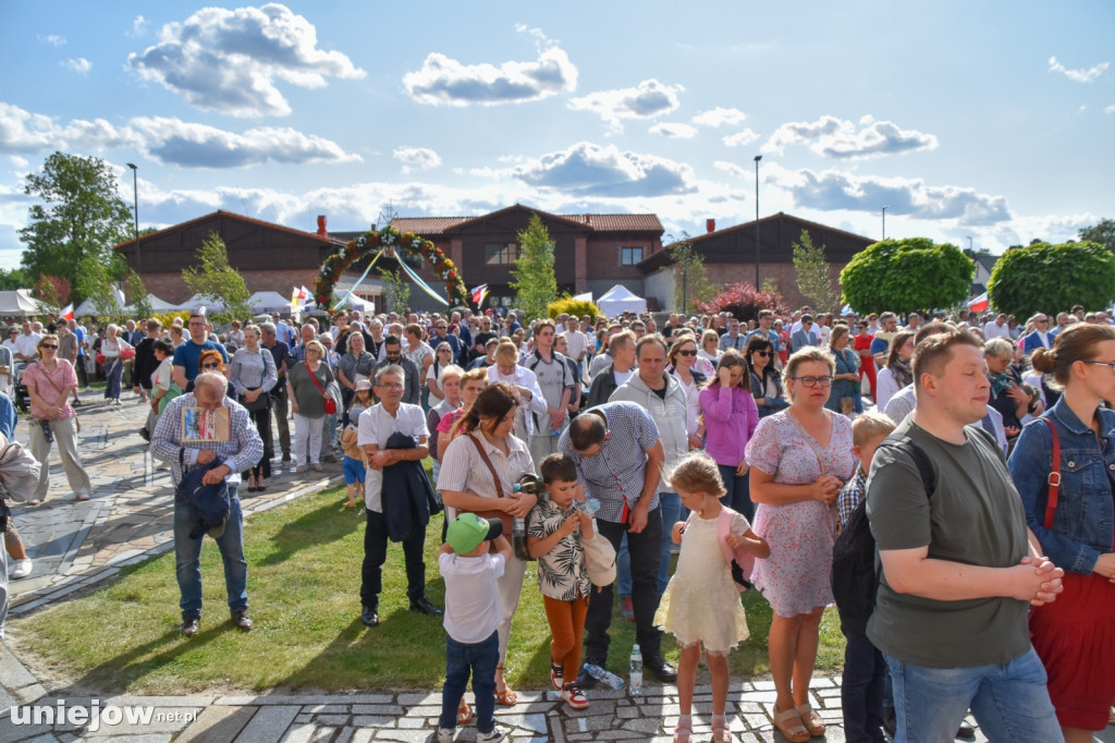 Boże Ciało 2025 przyciągnęło tysiące pielgrzymów i turystów
