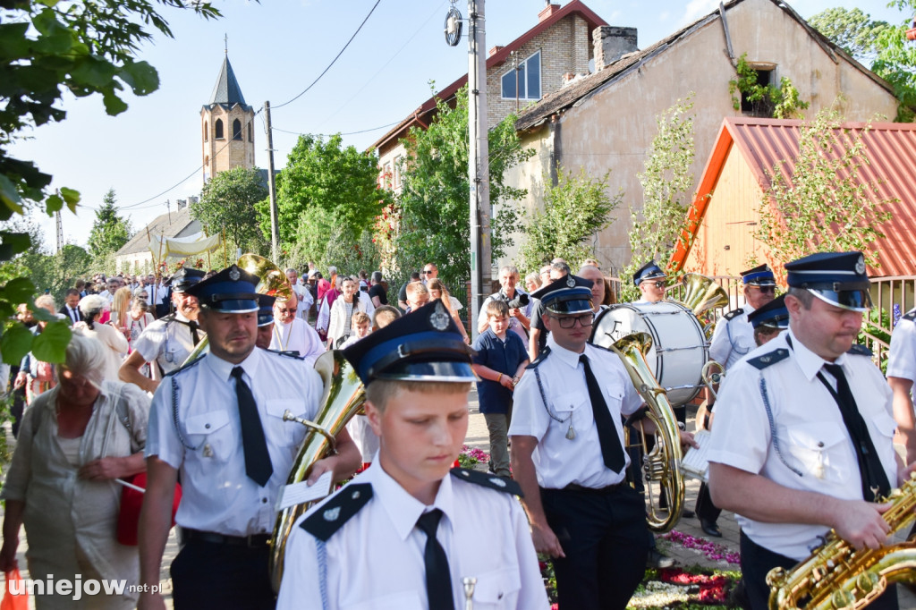 Boże Ciało 2025 przyciągnęło tysiące pielgrzymów i turystów