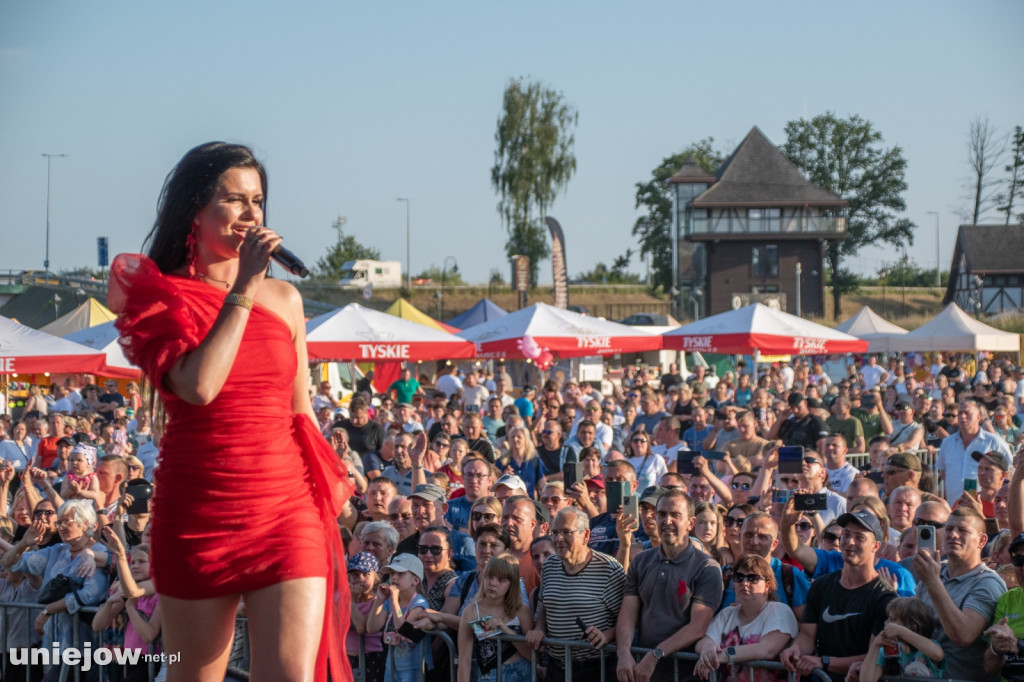 Piękni i Młodzi, Iness i Lombard na scenie Festiwalu Mleka w Uniejowie