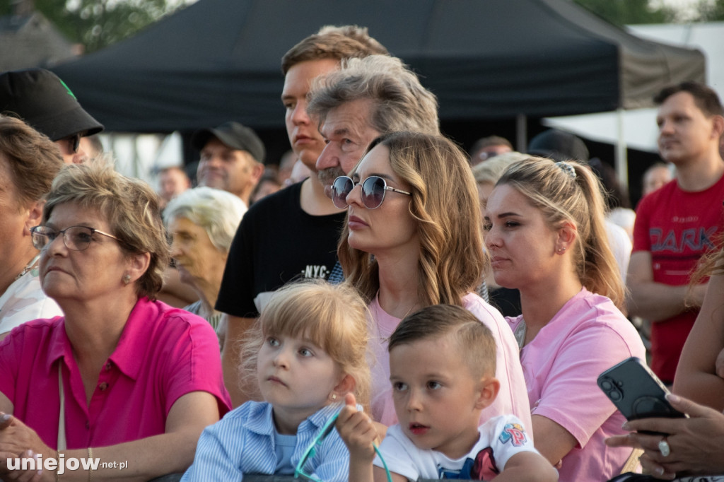Piękni i Młodzi, Iness i Lombard na scenie Festiwalu Mleka w Uniejowie