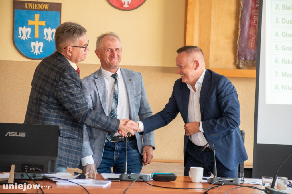 Burmistrz Uniejowa z votum zaufania i absolutorium za 2024 rok