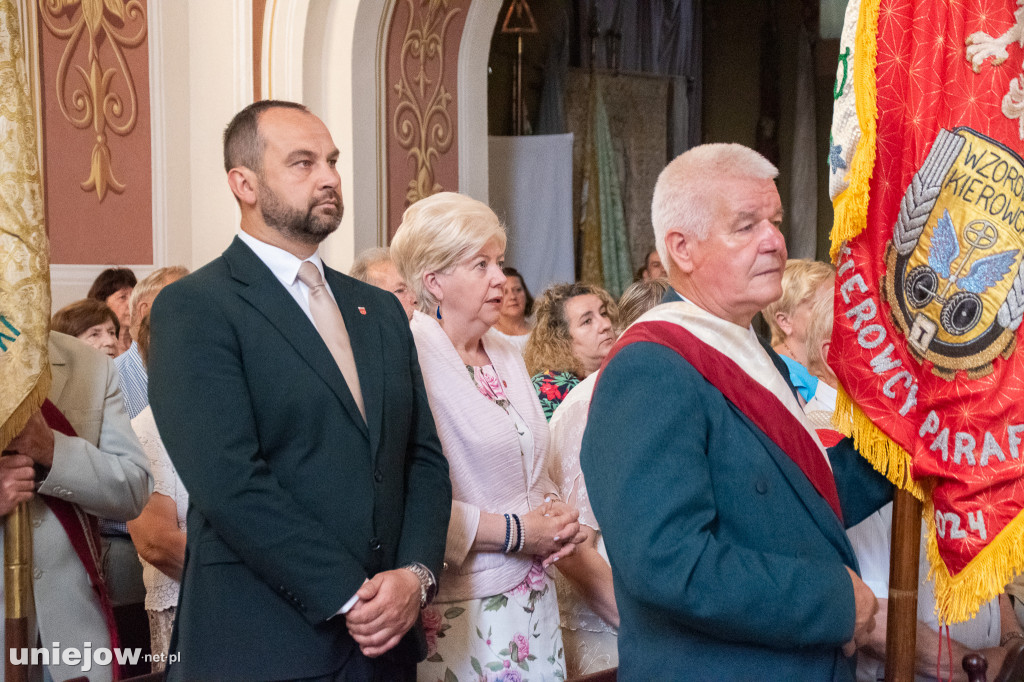 Relikwie błogosławionego Carlo Acutisa wprowadzono do bazyliki w Uniejowie