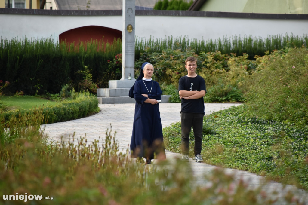 Pielgrzymi z Turku i Konina idą na Jasną Górę