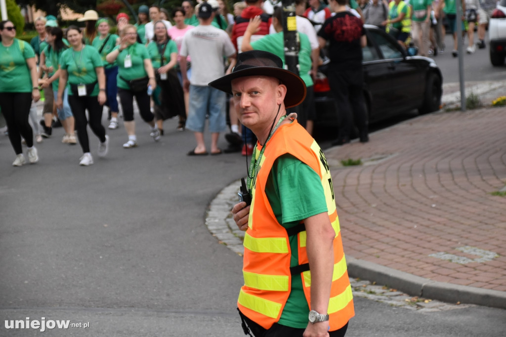 Pielgrzymi z Turku i Konina idą na Jasną Górę