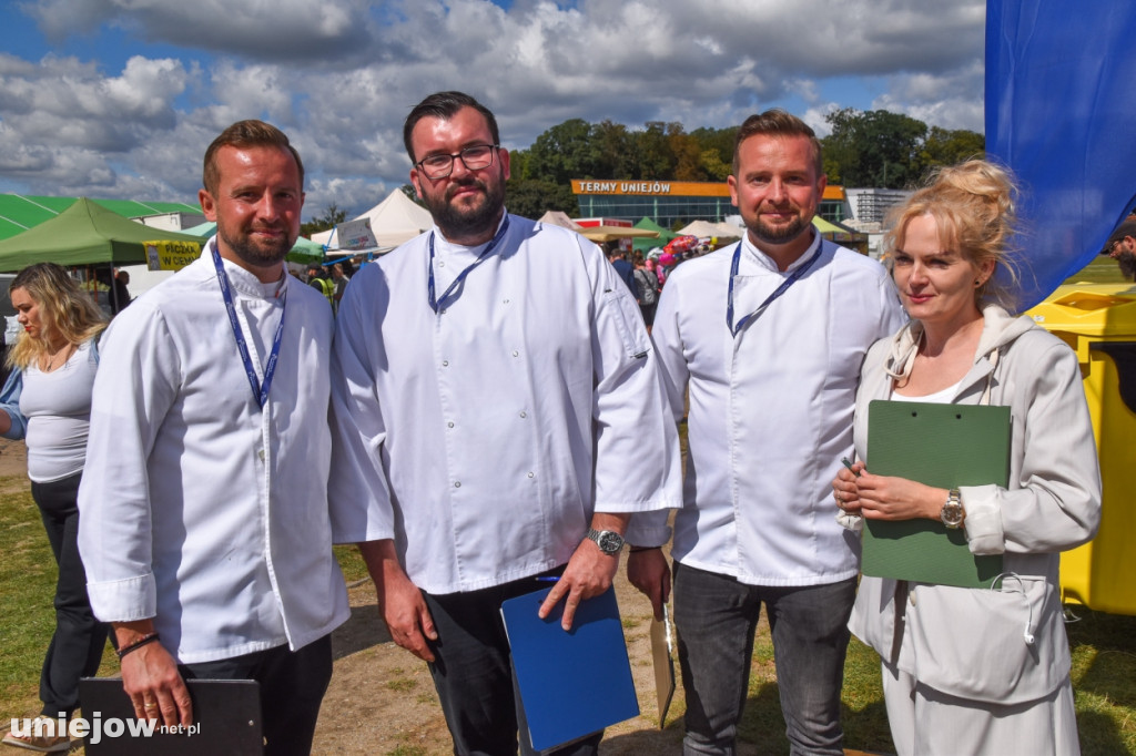 III Festiwal Drobiu trwa w Uniejowie. Degustacje, atrakcje i koncerty [FOTO]