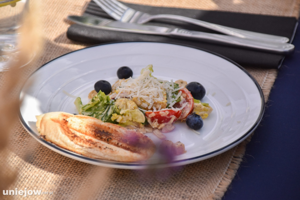 III Festiwal Drobiu trwa w Uniejowie. Degustacje, atrakcje i koncerty [FOTO]