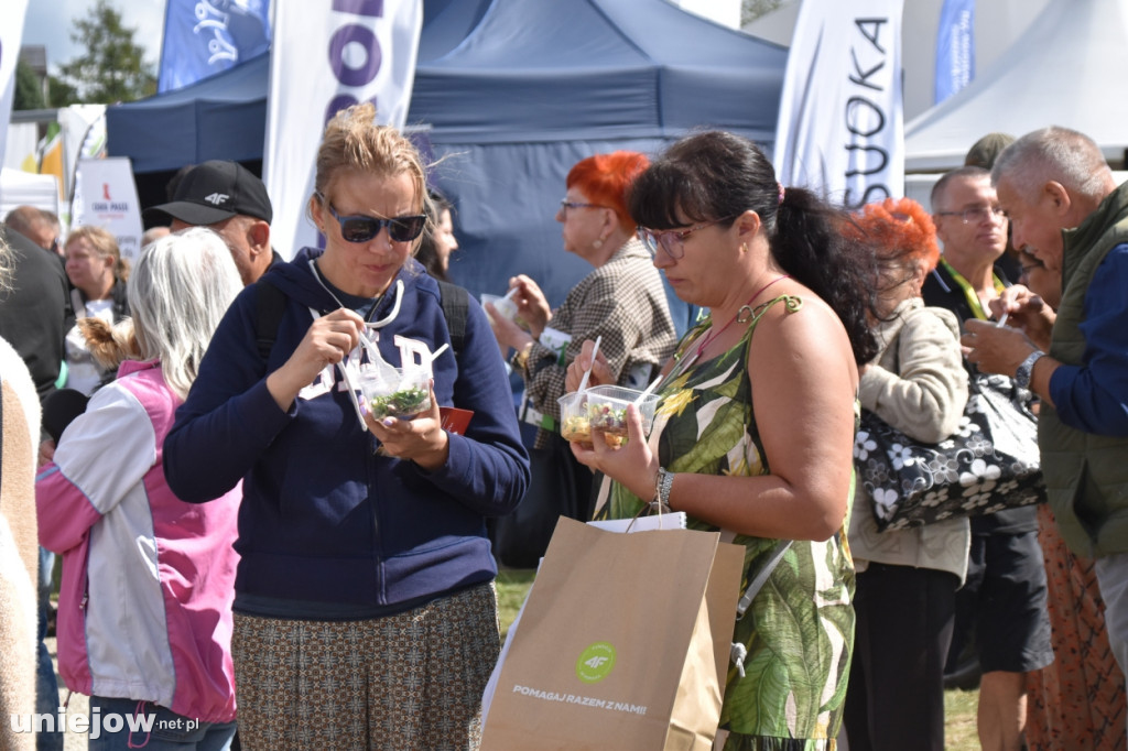 III Festiwal Drobiu trwa w Uniejowie. Degustacje, atrakcje i koncerty [FOTO]