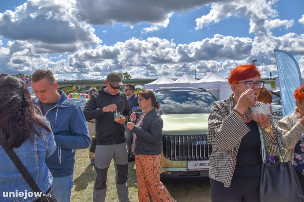 III Festiwal Drobiu trwa w Uniejowie. Degustacje, atrakcje i koncerty [FOTO]