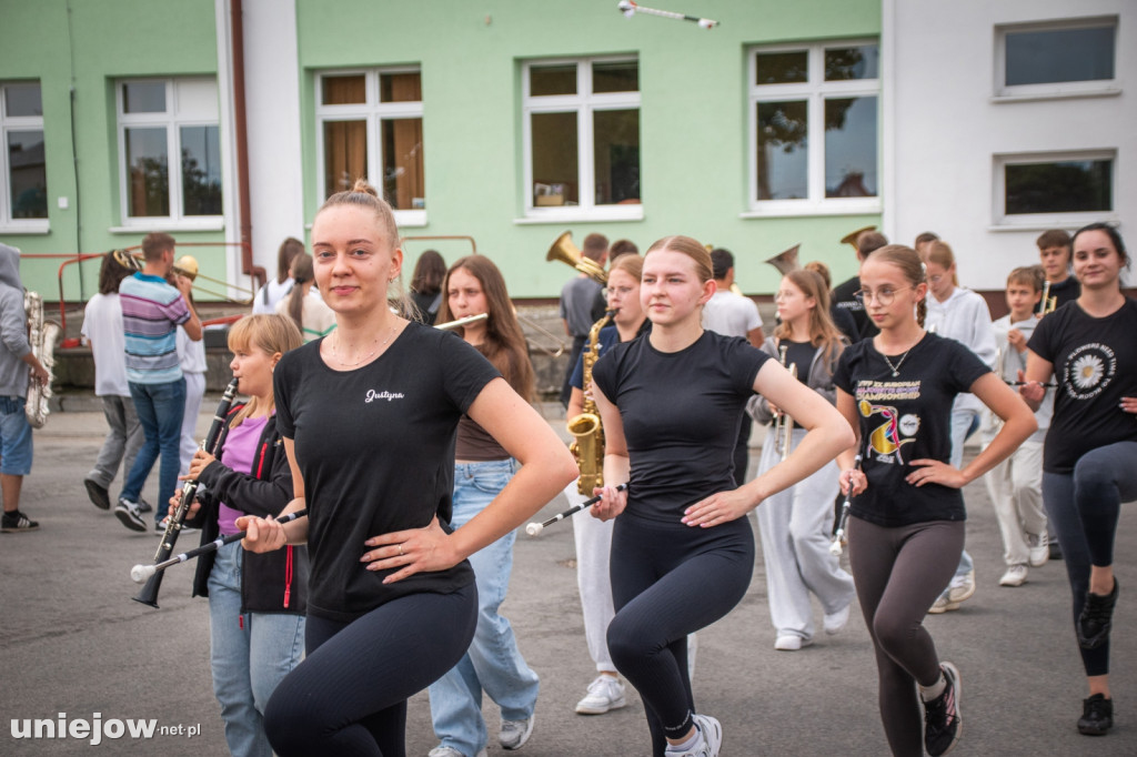 Tak wyglądała ostatnia próba musztry paradnej przed wyjazdem