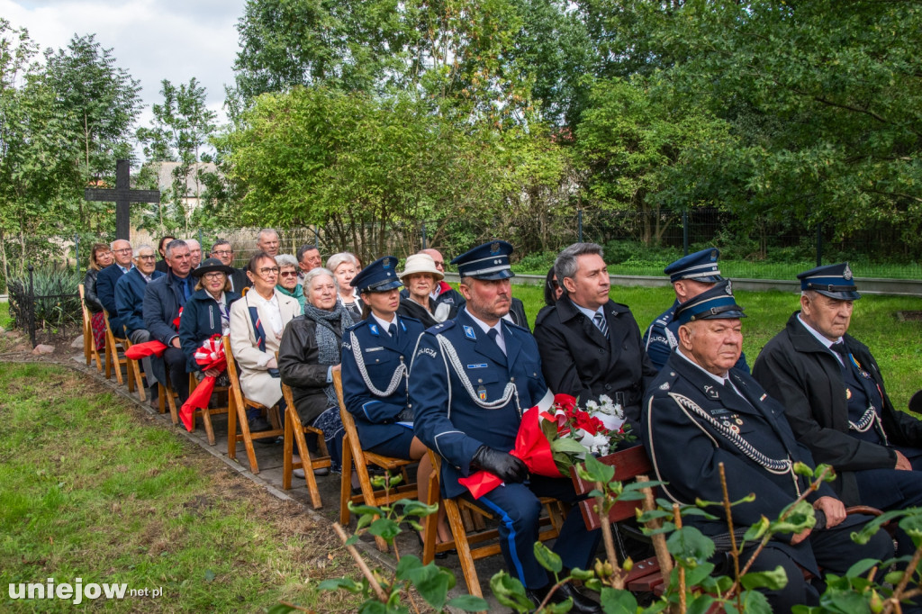 W Uniejowie uczczono pamięć ofiar zbrodni katyńskiej
