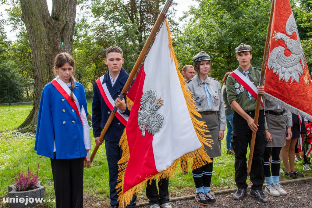 W Uniejowie uczczono pamięć ofiar zbrodni katyńskiej