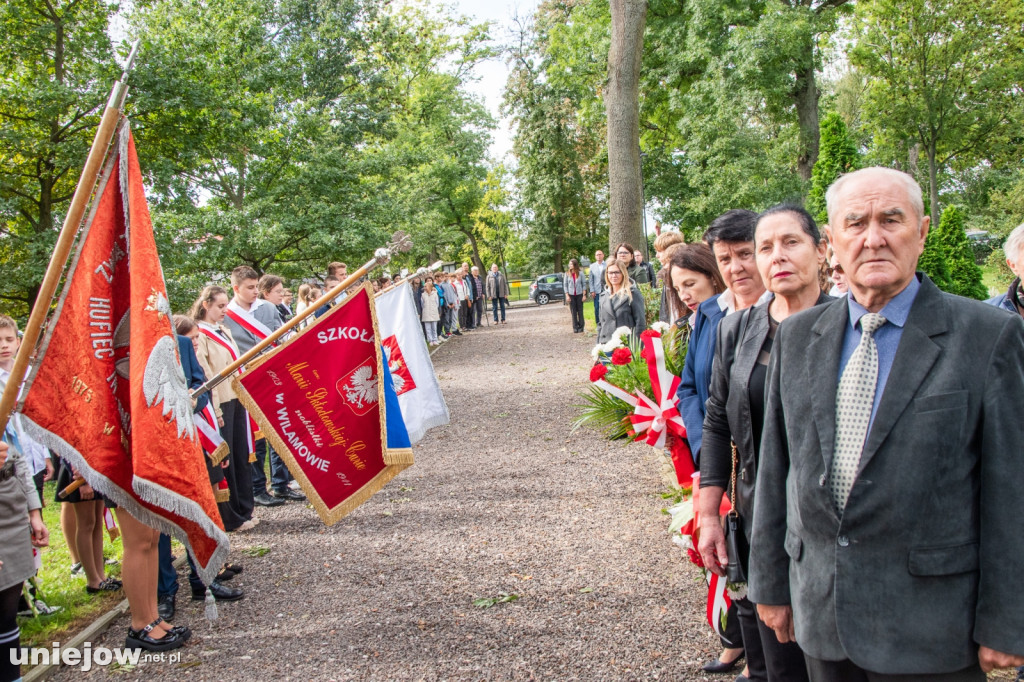 W Uniejowie uczczono pamięć ofiar zbrodni katyńskiej