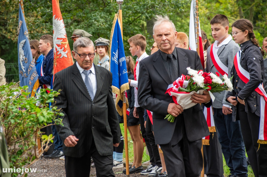 W Uniejowie uczczono pamięć ofiar zbrodni katyńskiej