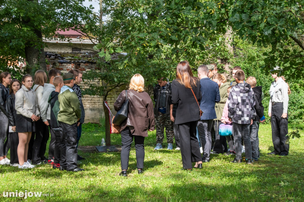 W Uniejowie uczczono pamięć ofiar zbrodni katyńskiej