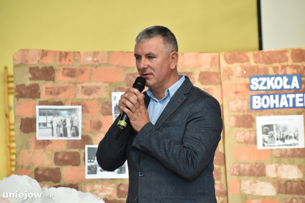 W Uniejowie wyjątkowo obchodzono imieniny szkoły