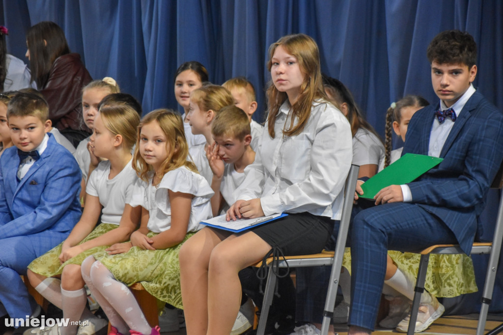 Koncert życzeń na Dzień Nauczyciela w Uniejowie