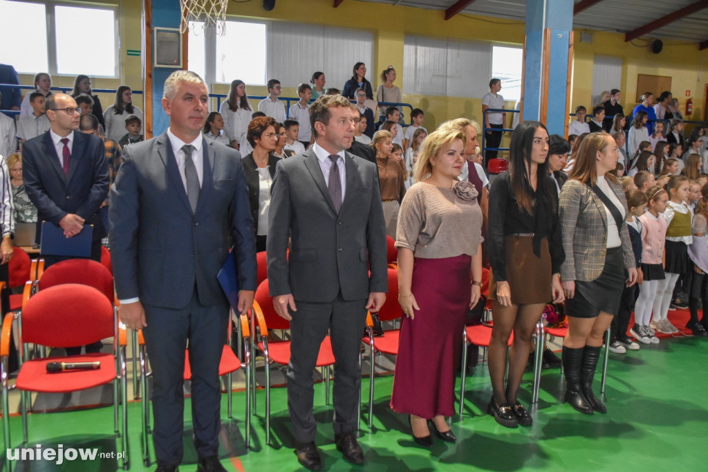 Koncert życzeń na Dzień Nauczyciela w Uniejowie