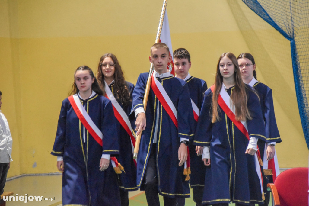 Koncert życzeń na Dzień Nauczyciela w Uniejowie