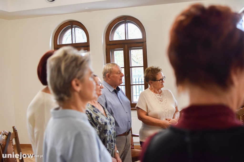 Młodzież i seniorzy na warsztatach
