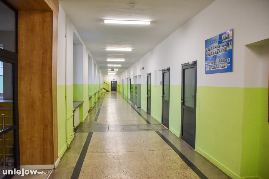 Nowa jakość edukacji w Uniejowie. Gmina zainwestowała w modernizację szkoły