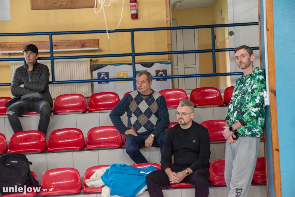 Były gracz NBA Maciej Lampe ściąga koszykówkę do Uniejowa