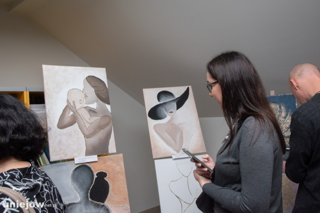 Wystawa Moniki Arkusz i Sabiny Kęcel w Uniejowie