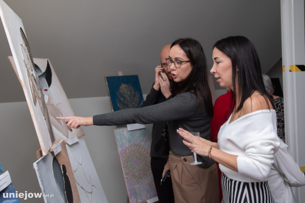 Wystawa Moniki Arkusz i Sabiny Kęcel w Uniejowie