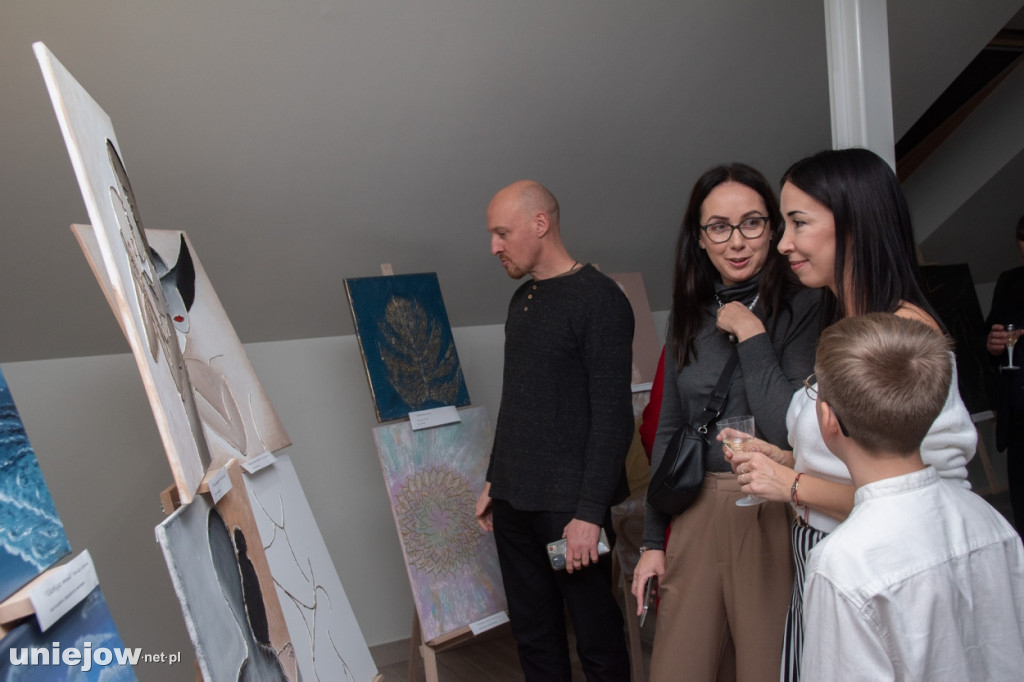 Wystawa Moniki Arkusz i Sabiny Kęcel w Uniejowie