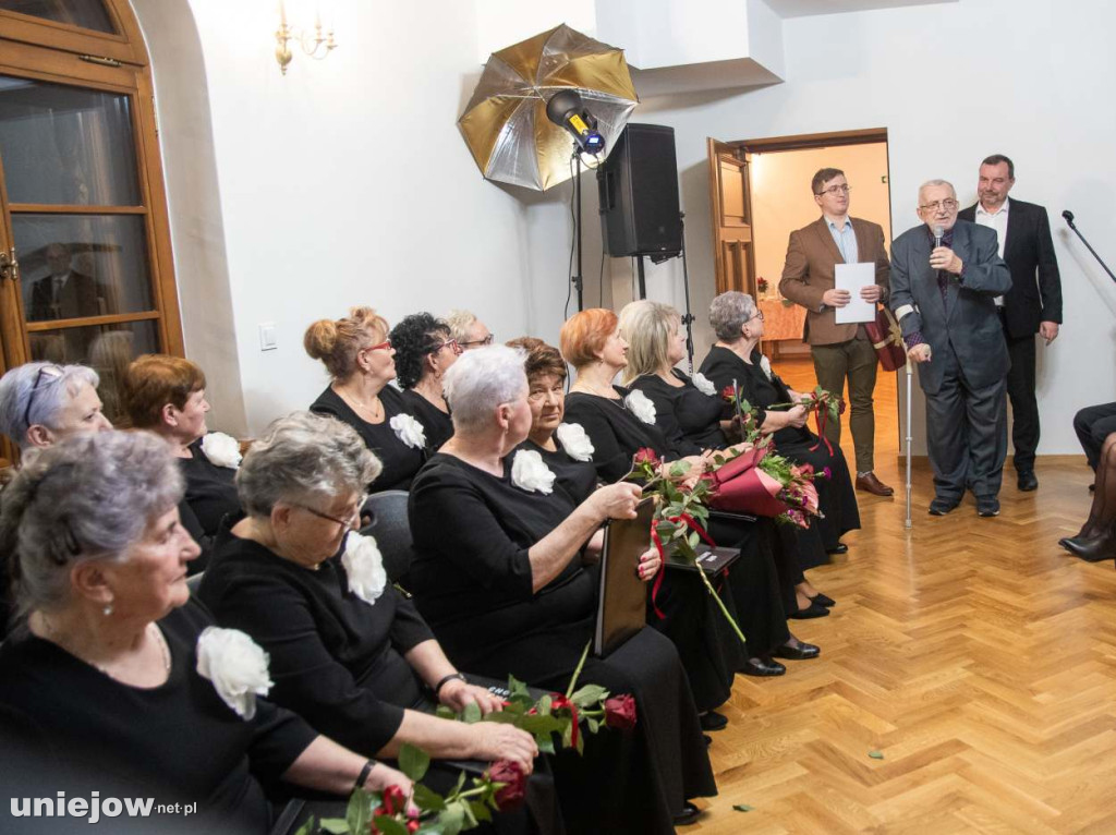 Kantylena śpiewa już 30 lat