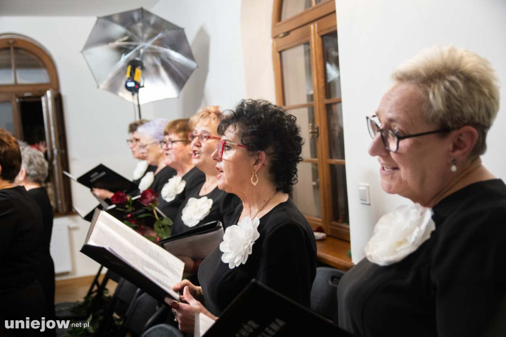 Kantylena śpiewa już 30 lat