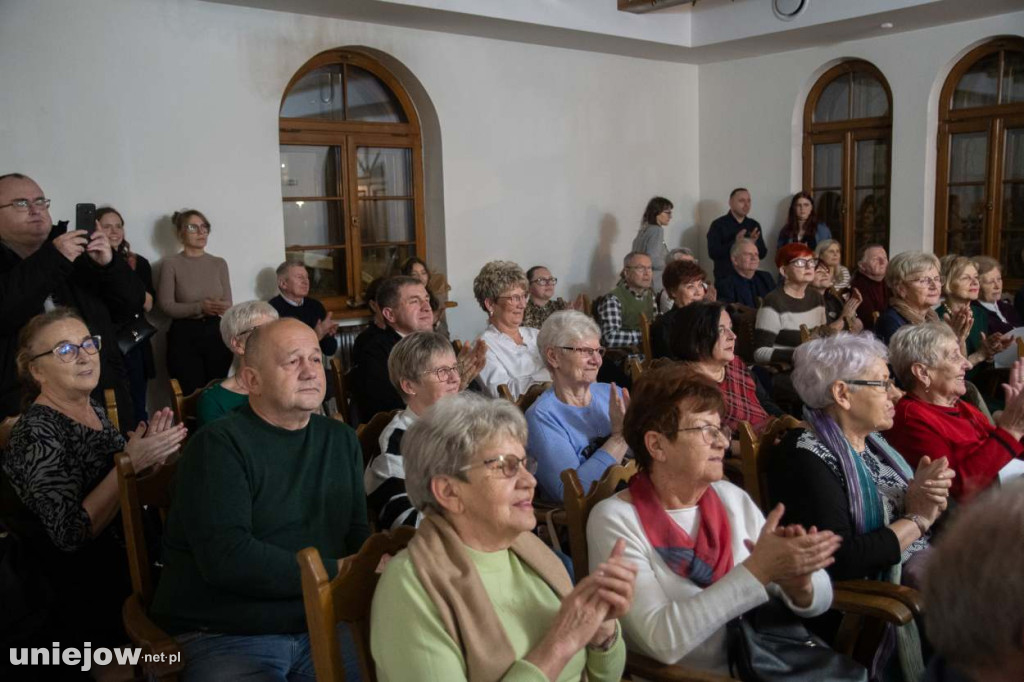 Kantylena śpiewa już 30 lat