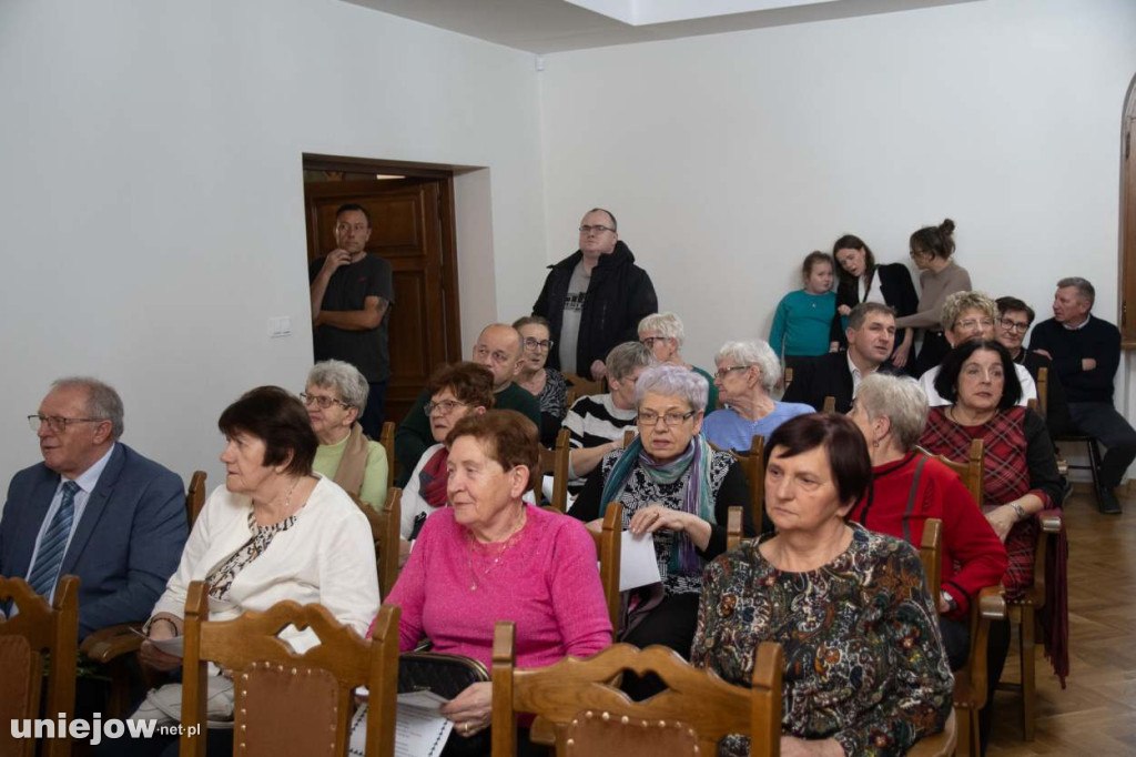 Kantylena śpiewa już 30 lat