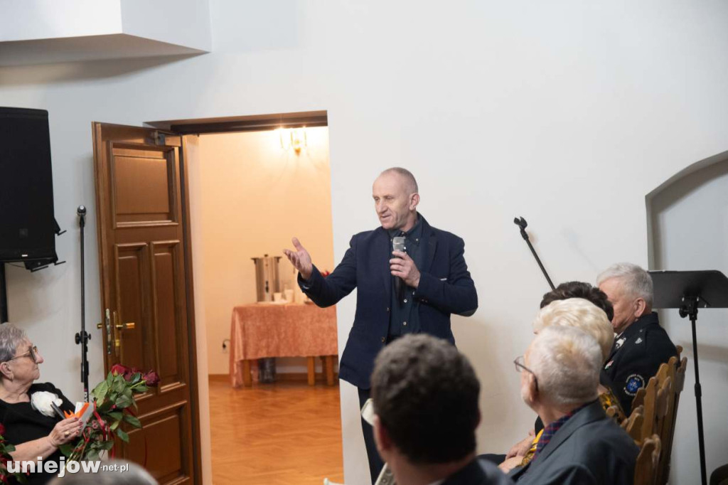 Kantylena śpiewa już 30 lat