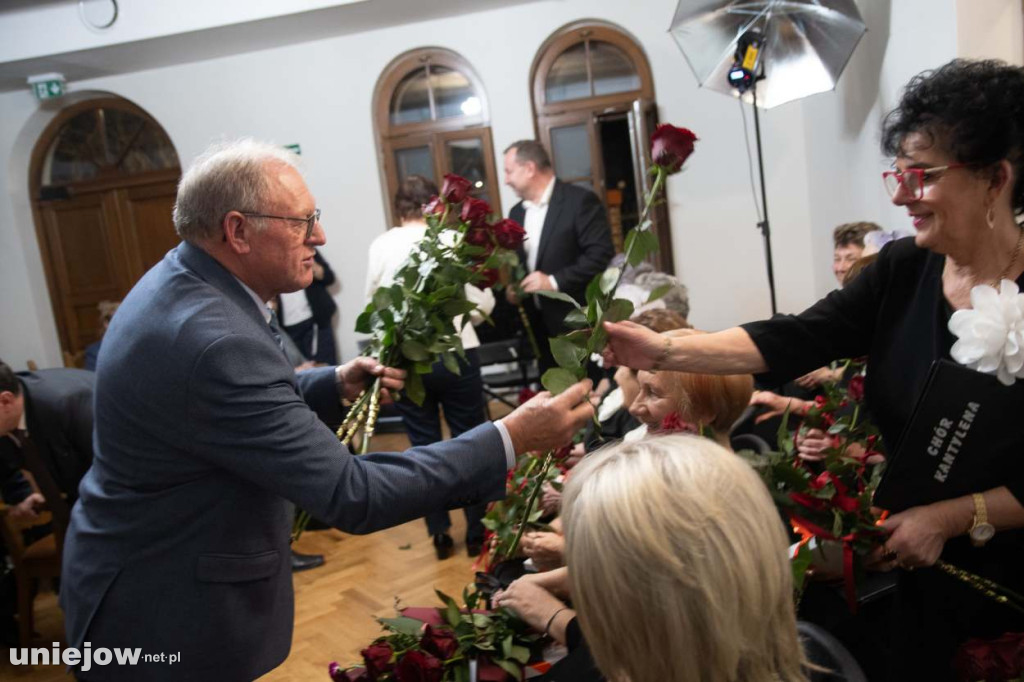 Kantylena śpiewa już 30 lat