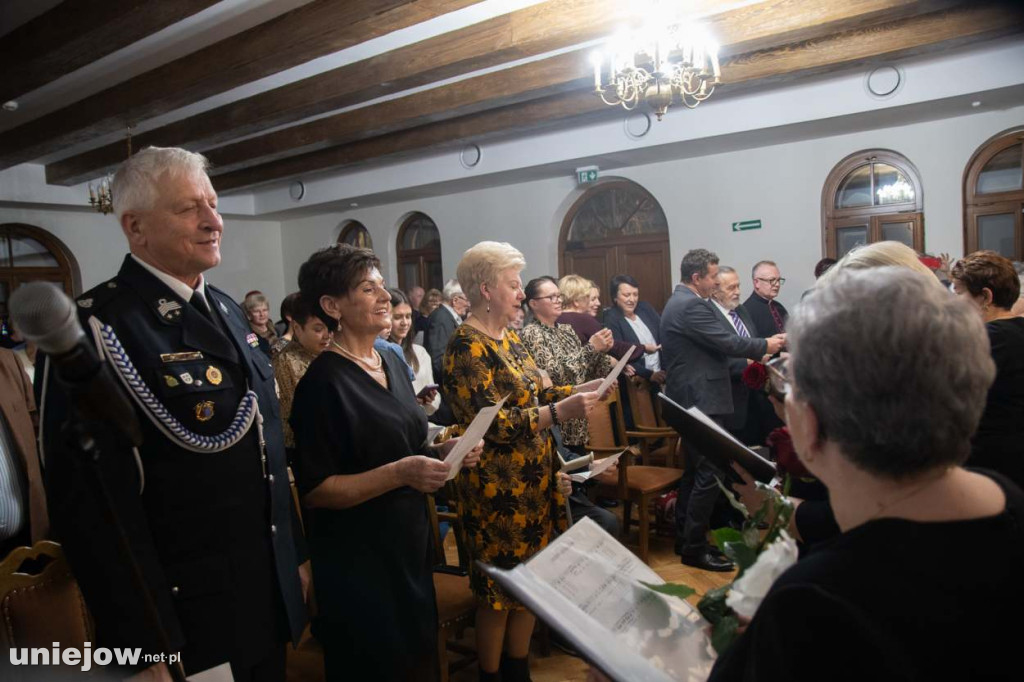 Kantylena śpiewa już 30 lat