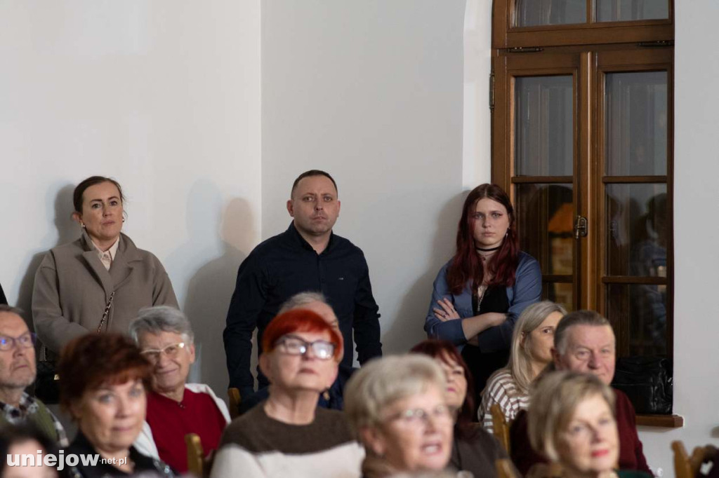 Kantylena śpiewa już 30 lat