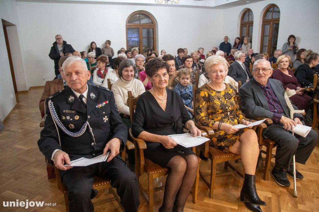 Kantylena śpiewa już 30 lat