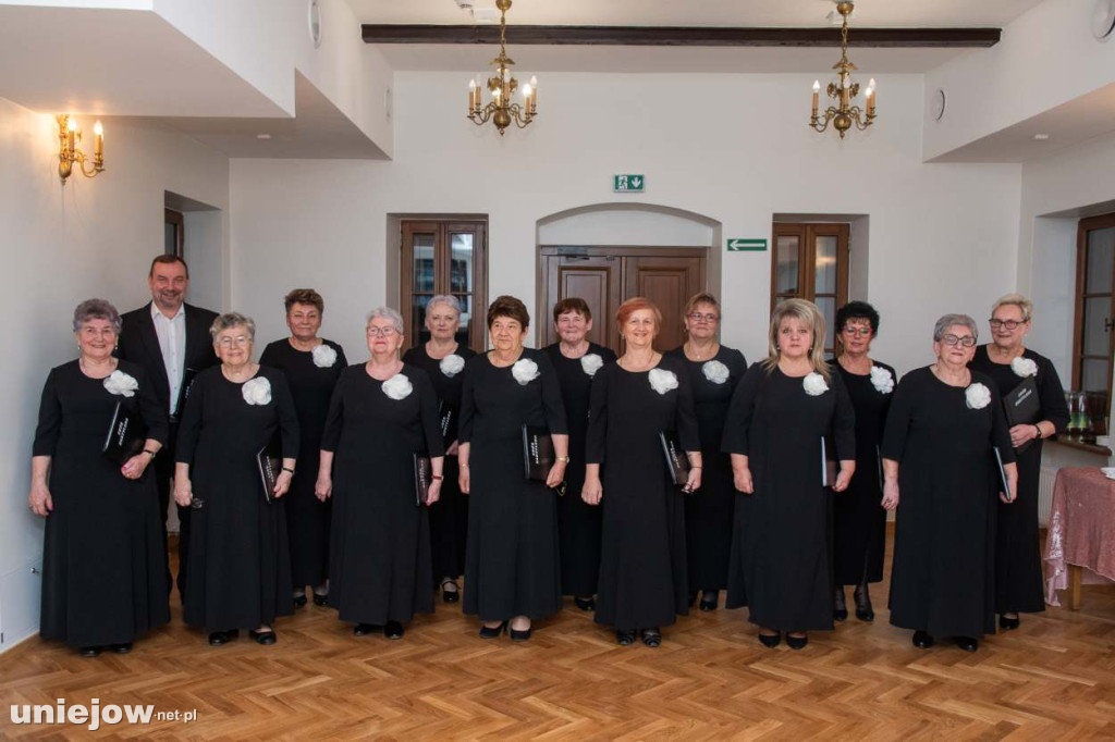 Kantylena śpiewa już 30 lat