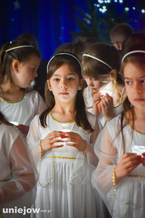 Jasełka w wykonaniu przedszkolaków z Uniejowa