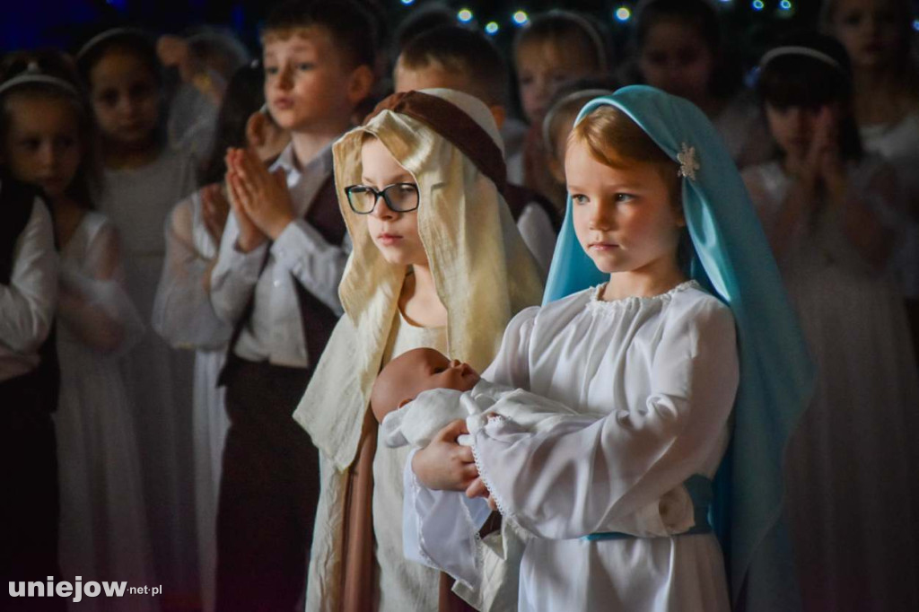 Jasełka w wykonaniu przedszkolaków z Uniejowa