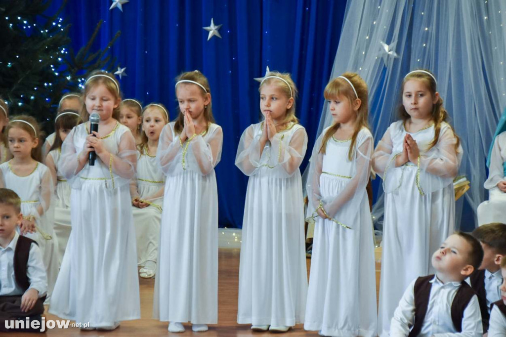 Jasełka w wykonaniu przedszkolaków z Uniejowa