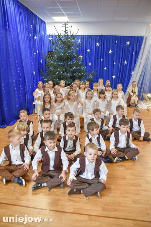 Jasełka w wykonaniu przedszkolaków z Uniejowa